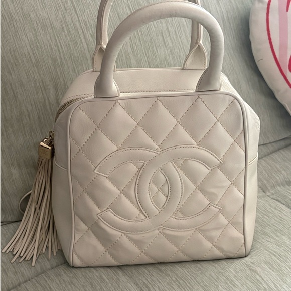 CHANEL Handbags - CHANEL Quilted Top-Handle Satchel in Cream White with Tassel